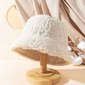 Chic Beige Teddy Sherpa Bucket Hat OS New